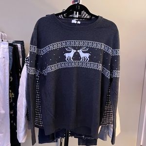 (Bin 6)  Gap winter pattern crew neck sweater XL